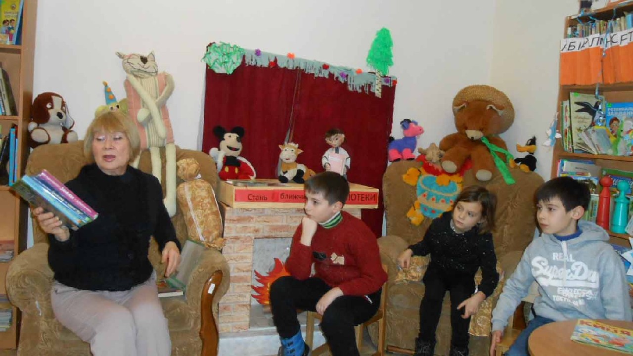 Долучаймося до акції "Національний тиждень читання"